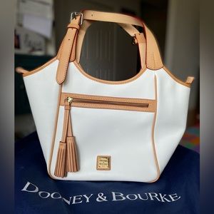 Dooney & Bourke Shoulder Bag